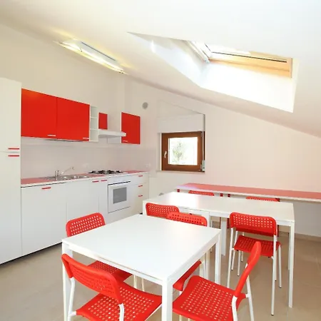 Πανσιόν Moon River 3*