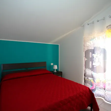Guest house Moon River 3*