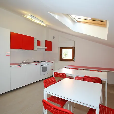 Moon River Guest house 3*